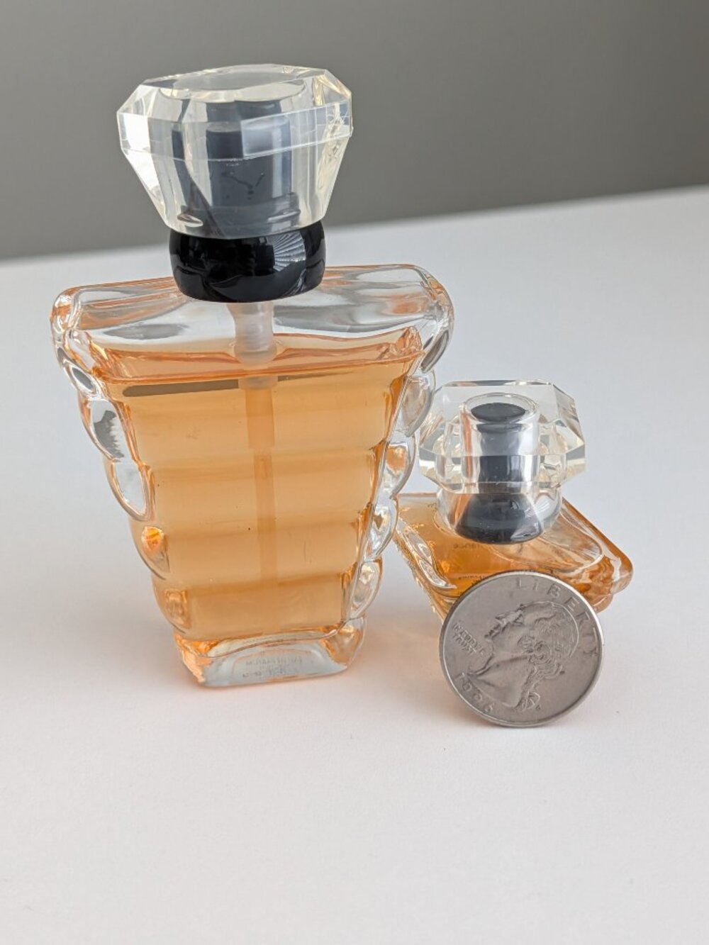 Lancome Tresor Eau De Parfum Perfume 30ml/ 1 Fl oz Spray & Mini 5ml/.16oz Spray - Picture 8 of 8